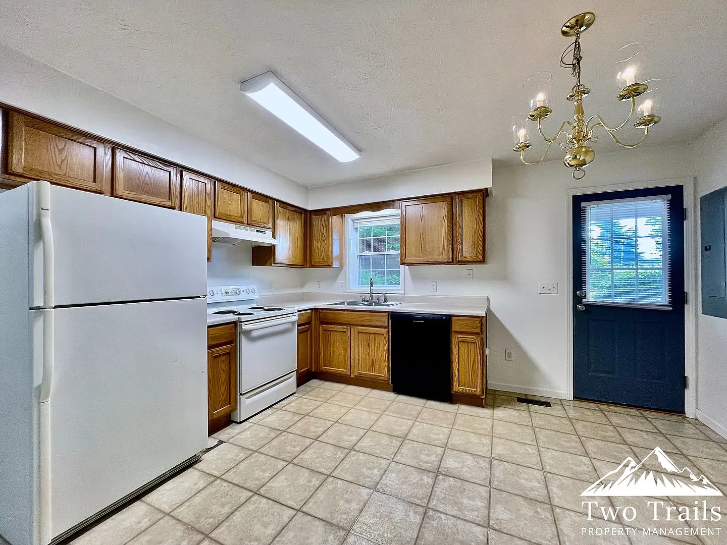 320 6th Ave Park Lea Townhomes — Photo 3