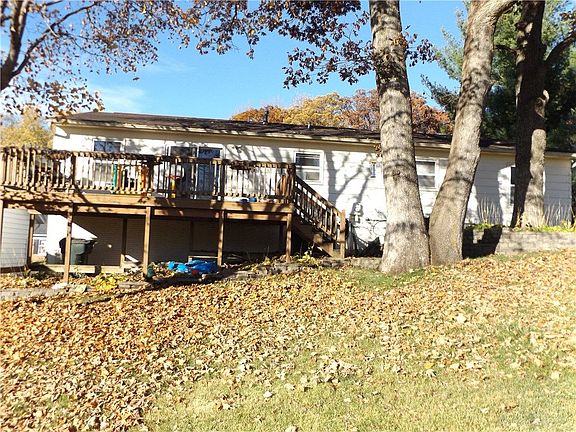2nd image of 237 Brentwood Dr NE