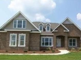 625 Trails End Cir, Bonaire, GA 31005