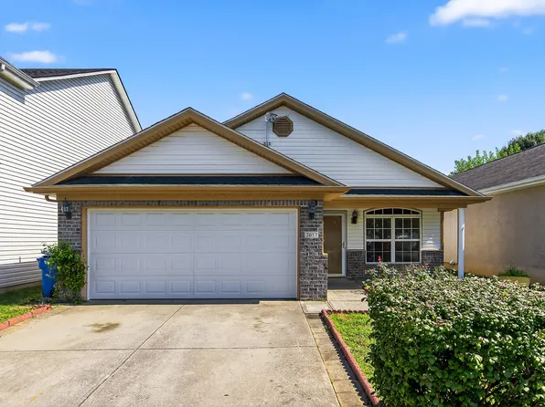 2617 Buck Ln, Lexington, KY 40511