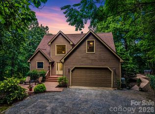 121 Mitchell View Dr, Old Fort, NC 28762