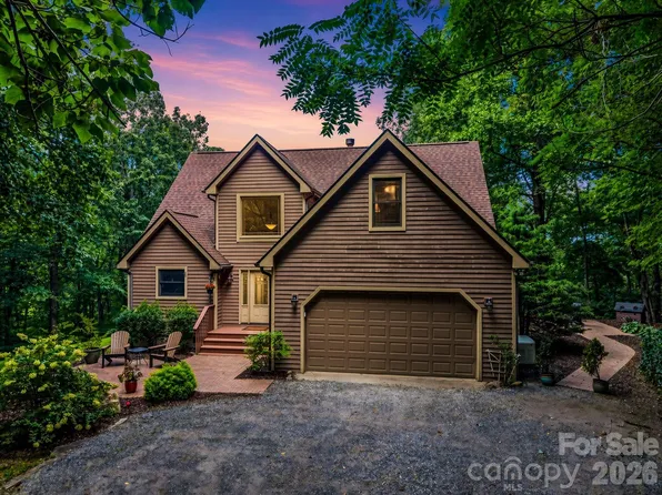 121 Mitchell View Dr, Old Fort, NC 28762