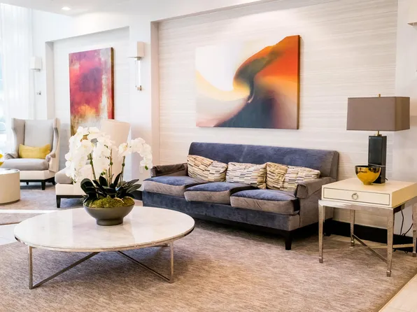 1225 Martha Custis Dr, Alexandria, VA