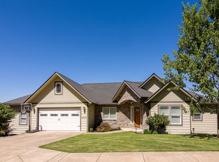 6464 Dogwood St, Springfield, OR 97478