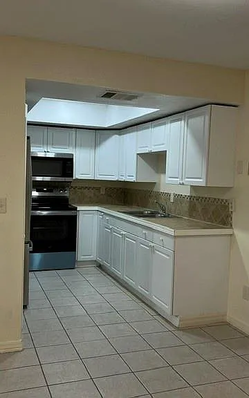 621 Gerald Ave — Photo 5