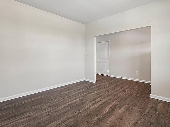 5th image of 3048 Martha Way