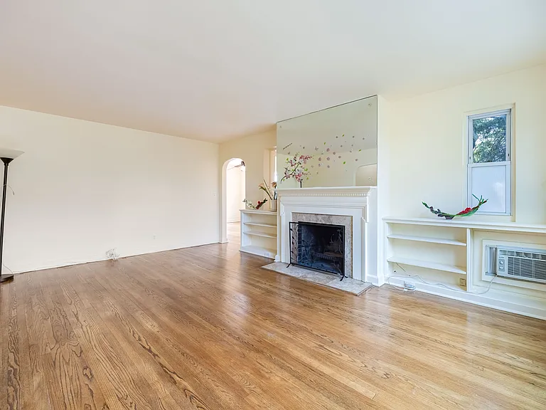 700 Kinderkamack Rd #1 — Photo 5