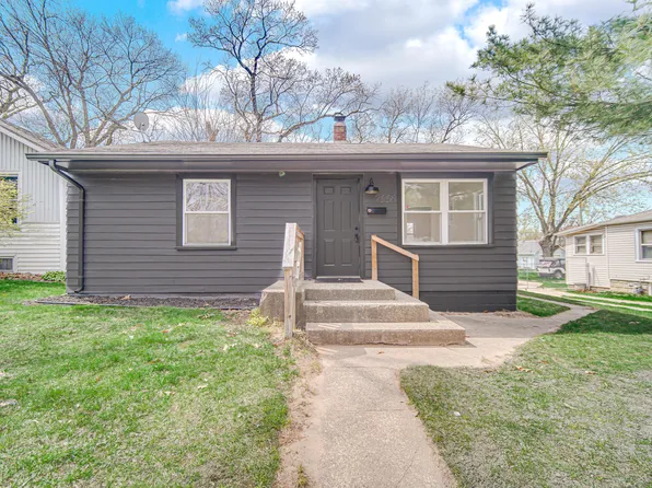 2664 Lawrence St, Lake Station, IN 46405