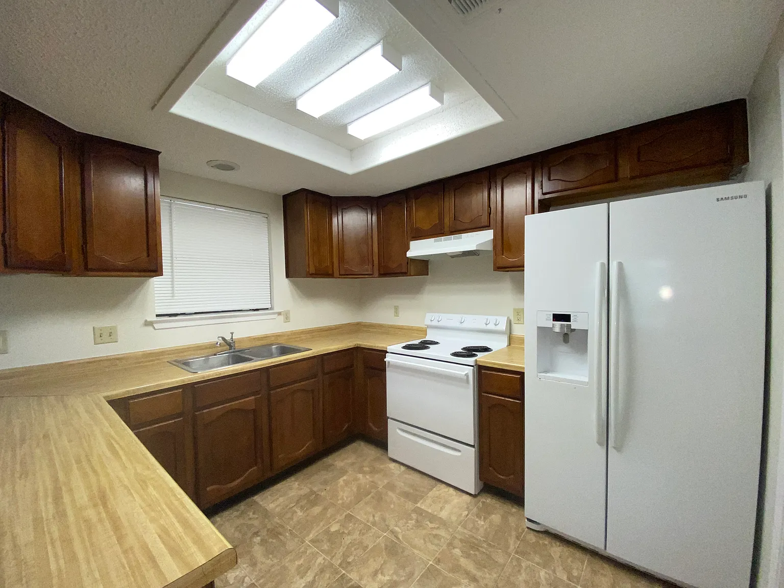3 bed, 1239 sqft, $1,450 — Photo 4