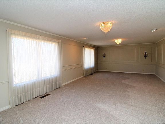 3rd image of 1919 Glynnwood Dr