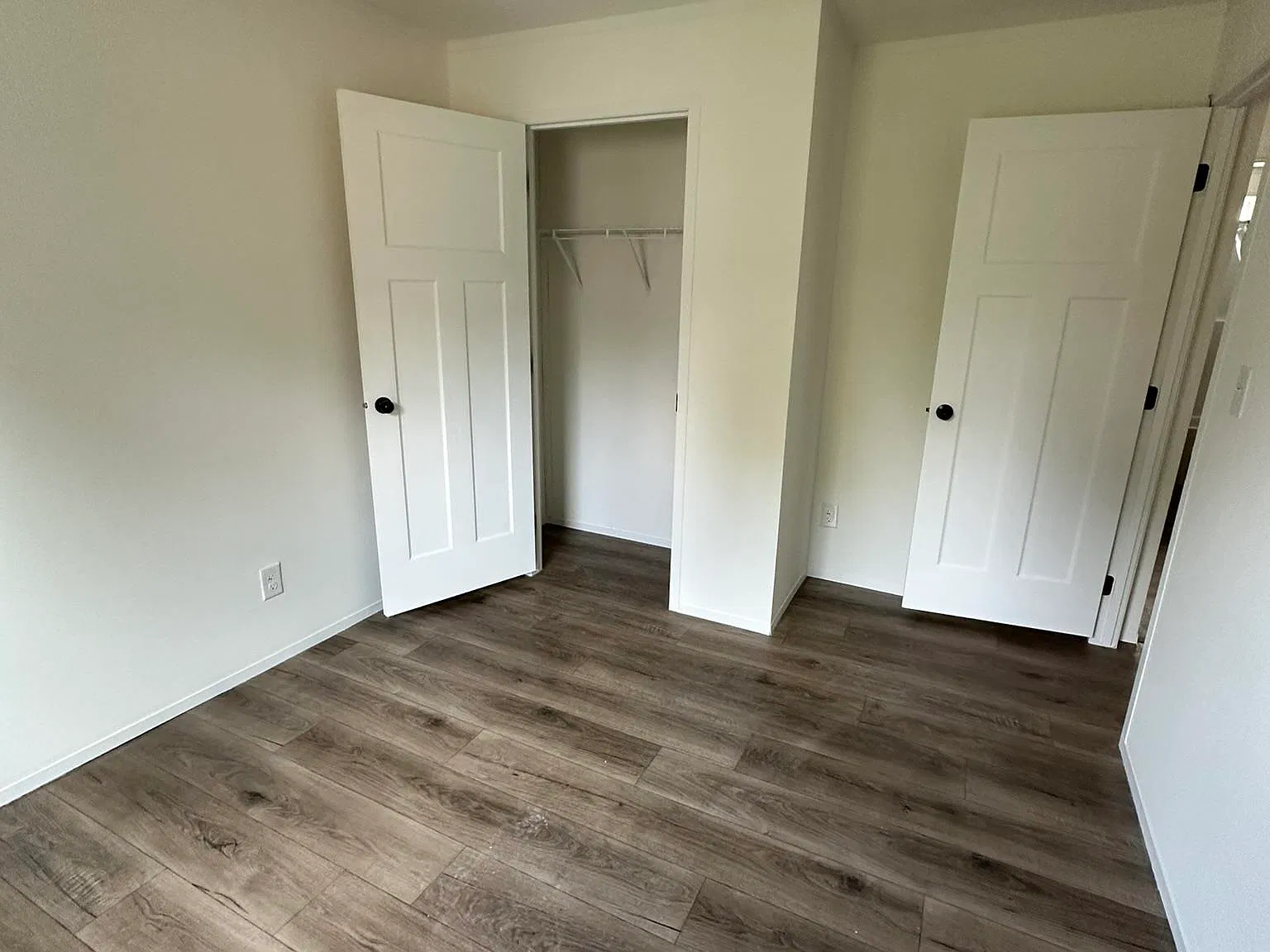 411 Donegal Drive — Photo 2