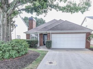 1125 Birchwood Ln, Roswell, GA 30076