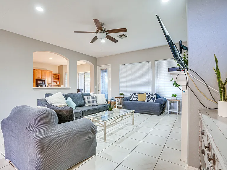 13387 W Coronado Rd — Photo 8