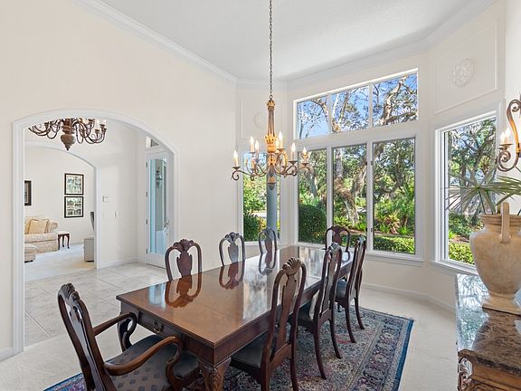 4th image of 30 Laguna Ct