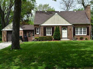 126 Mariposa Ave, Waukegan, IL 60087