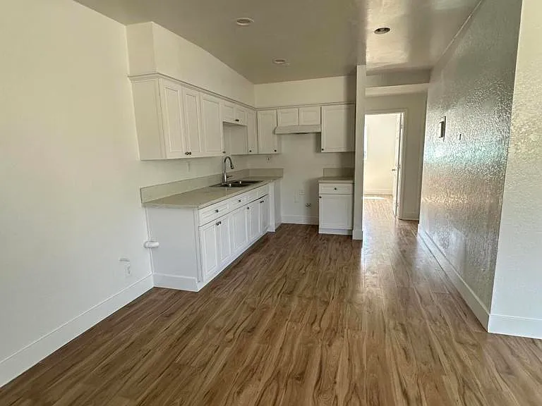 5534 Gotham St #5532-1/2 — Photo 4