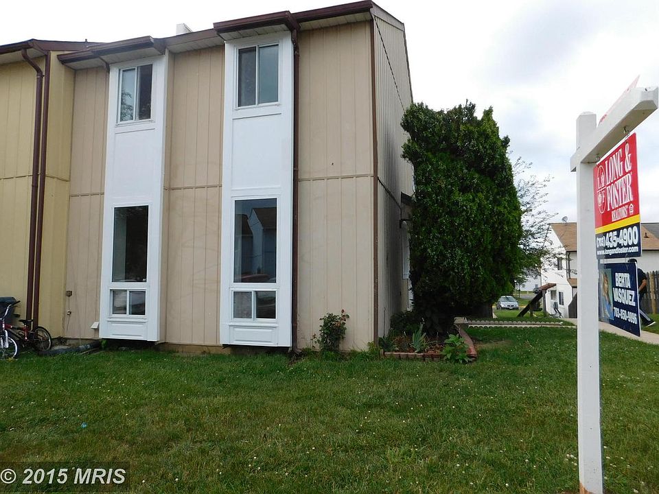 1st image of 1008 Saber Ln