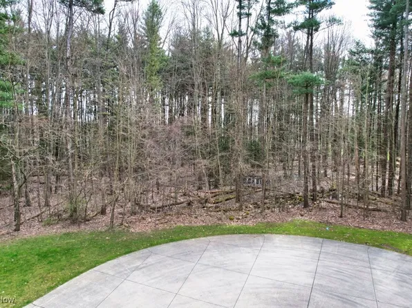 Timber Ridge Rd, Grafton, OH 44044