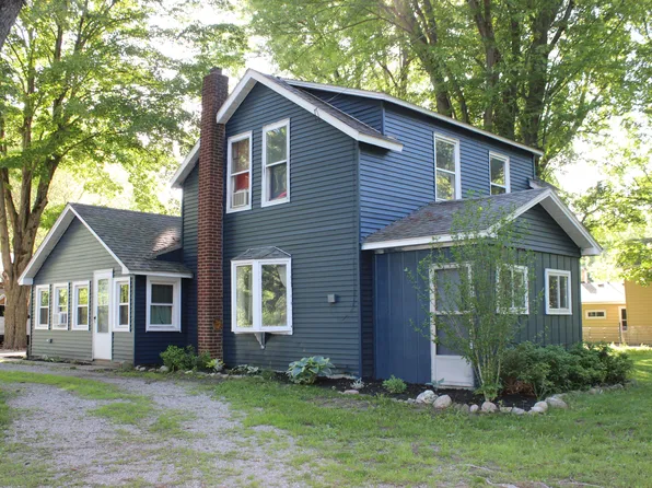 3727 S Ravenna Rd, Ravenna, MI 49451