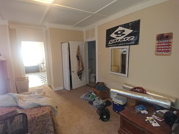 5th image of 904 Zeiss Ave APT A