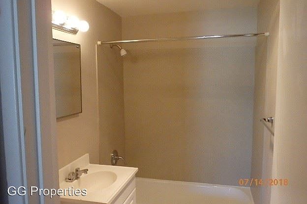 2nd image of 101 Boylston Ave E APT 24