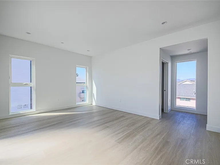 5265 Cartwright Ave #5263-1/2 — Photo 69
