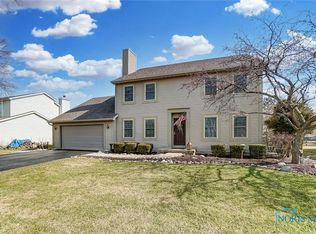 10303 White Oak Dr, Perrysburg, OH 43551