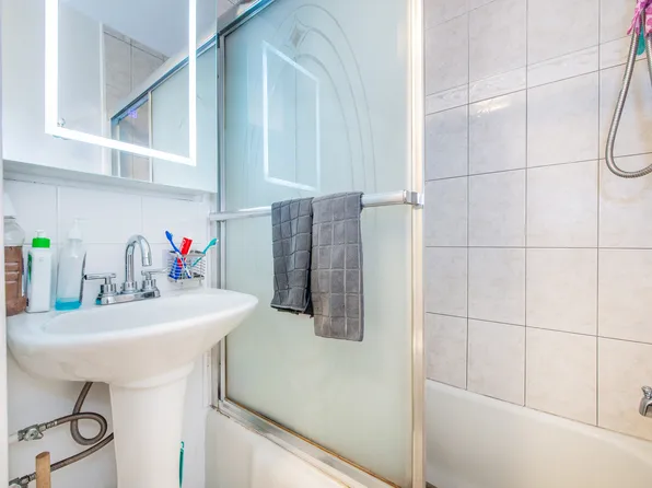 606 59th Street image 13 of 20