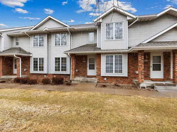308 W Side Dr, Iowa City, IA 52246