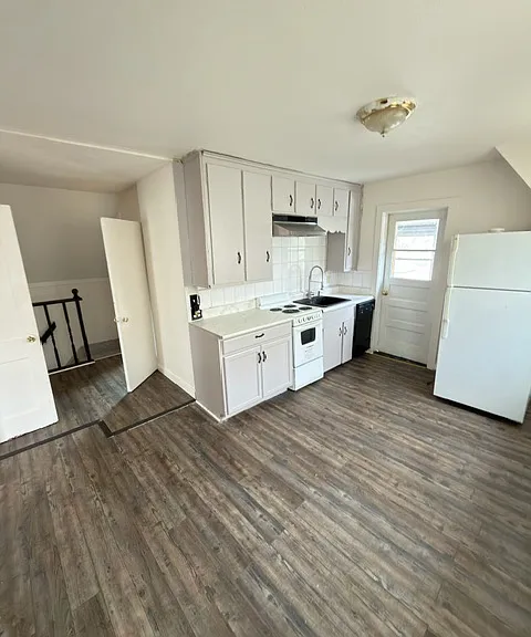 200 Beley Ave #2 — Photo 5