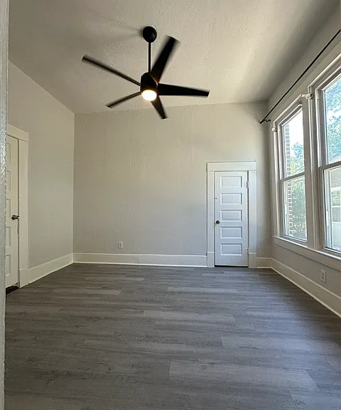 1115 N Crawford St #2 — Photo 10