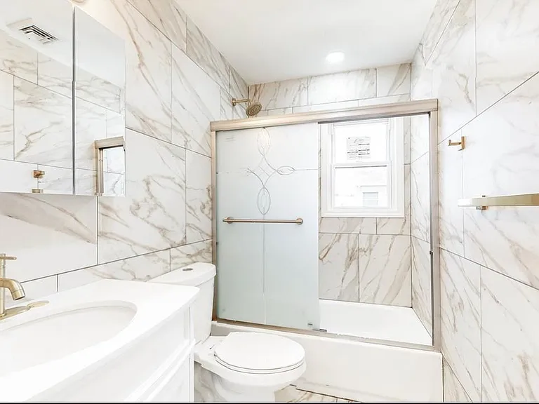 1410 Harrison St #2 — Photo 8