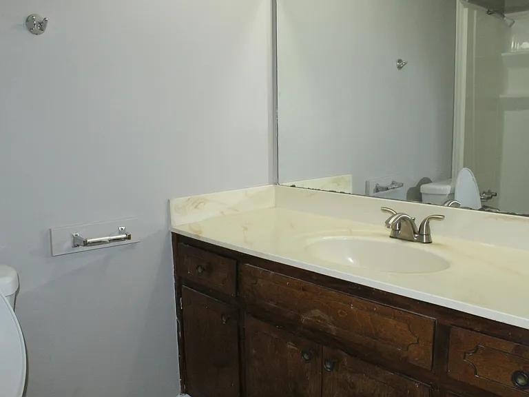 446 Pheasant Run Dr — Photo 40