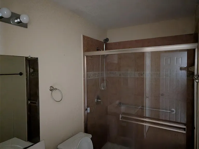 3019 Beacon Grove St — Photo 10