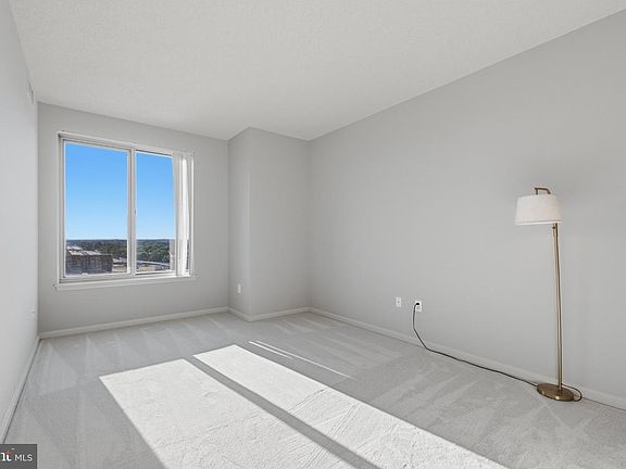 3rd image of 2726 Gallows Rd APT 1517