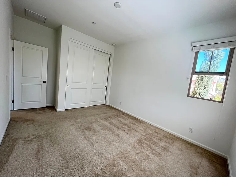 71 Decker — Photo 16