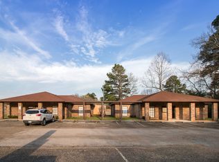 1306 Pine Tree Rd, Longview, TX 75604