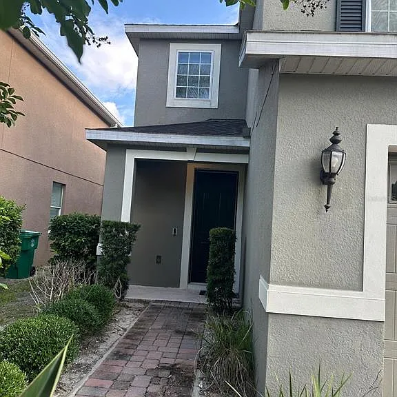 1382 Riley Cir — Photo 2
