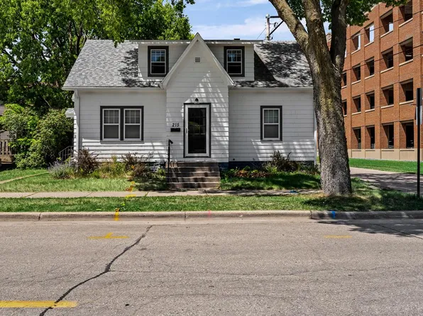 213-215 N 16th STREET, La Crosse, WI 54601