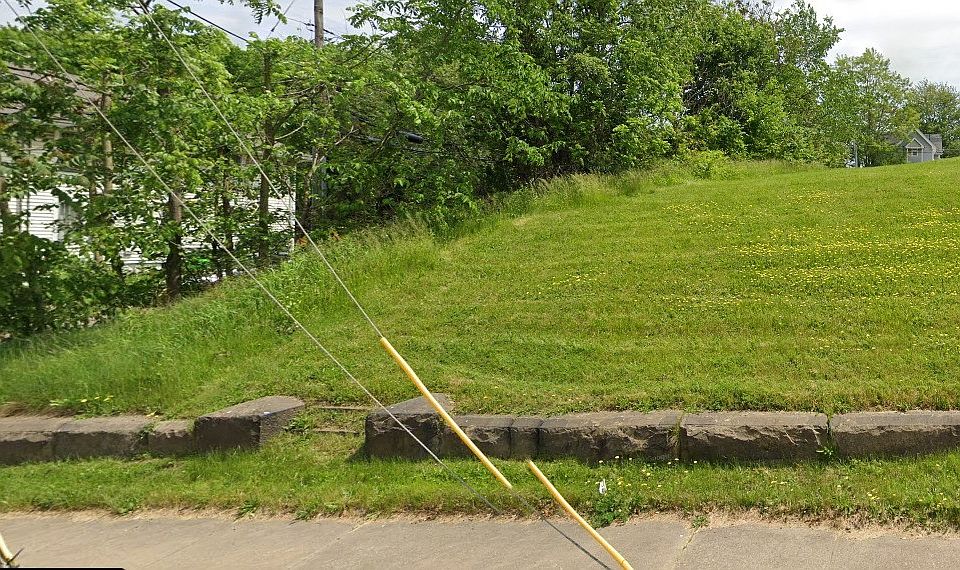 1st image of Pearl Ave SE
