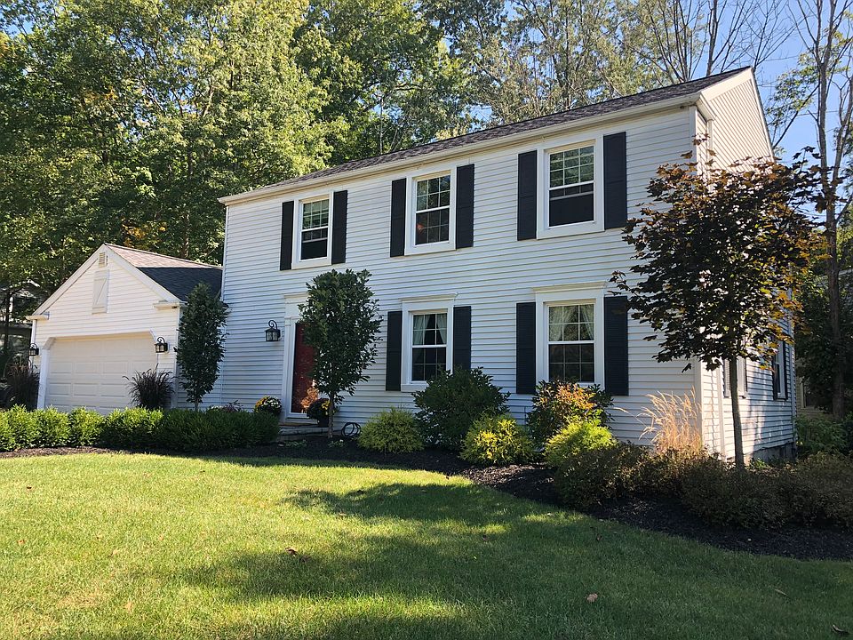 1st image of 17181 Woodmere Dr