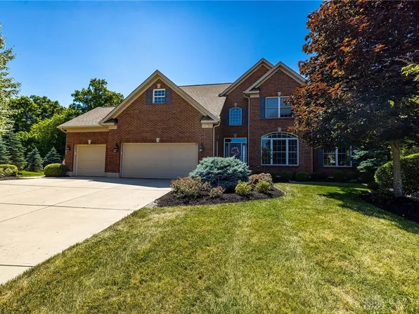 25 Hunter Woods Dr, Oxford, OH 45056