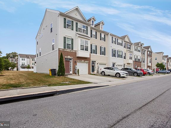 3rd image of 8329 Horned Owl Ln