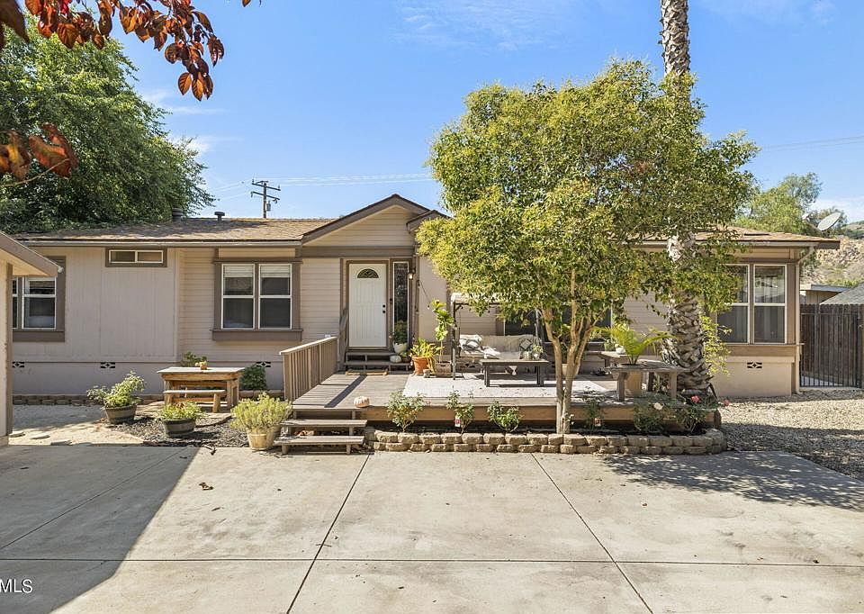 1st image of 8823 N Ventura Ave