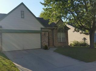 8120 Snug Harbor Dr, Indianapolis, IN