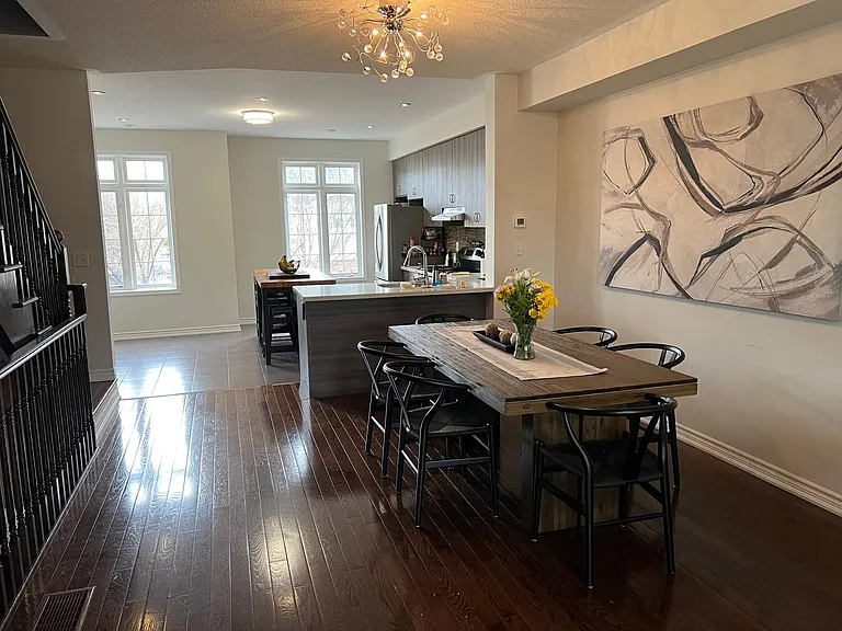1129 Haig Blvd #5 — Photo 5