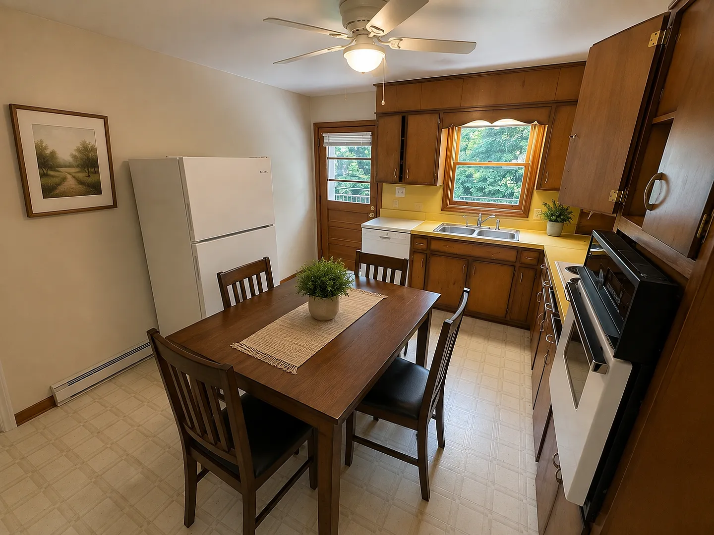 Blacksburg, 2 BR / 1 BA Available August 10 — Photo 2