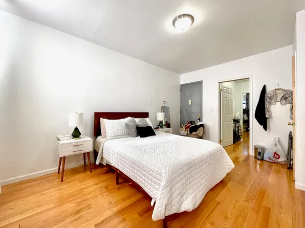 1429 Dekalb Avenue image 2 of 9