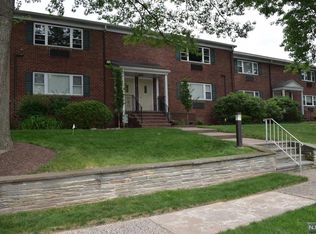 76 Franklin St APT A, Tenafly, NJ 07670