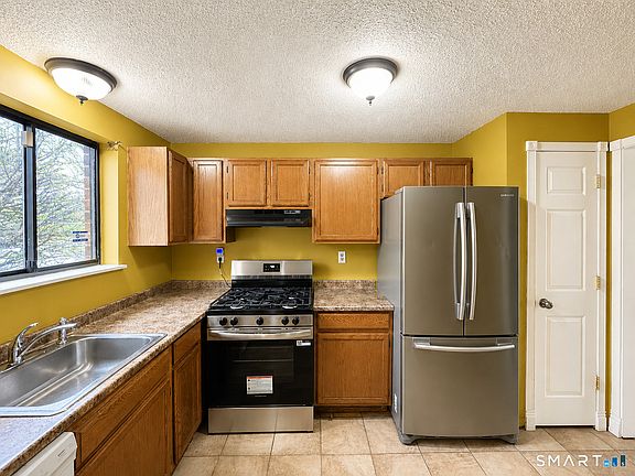 5th image of 50 Wakefield Circle #50